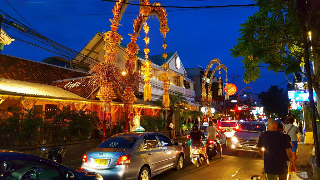 Jalan Kayu Aya shopping street in Seminyak
