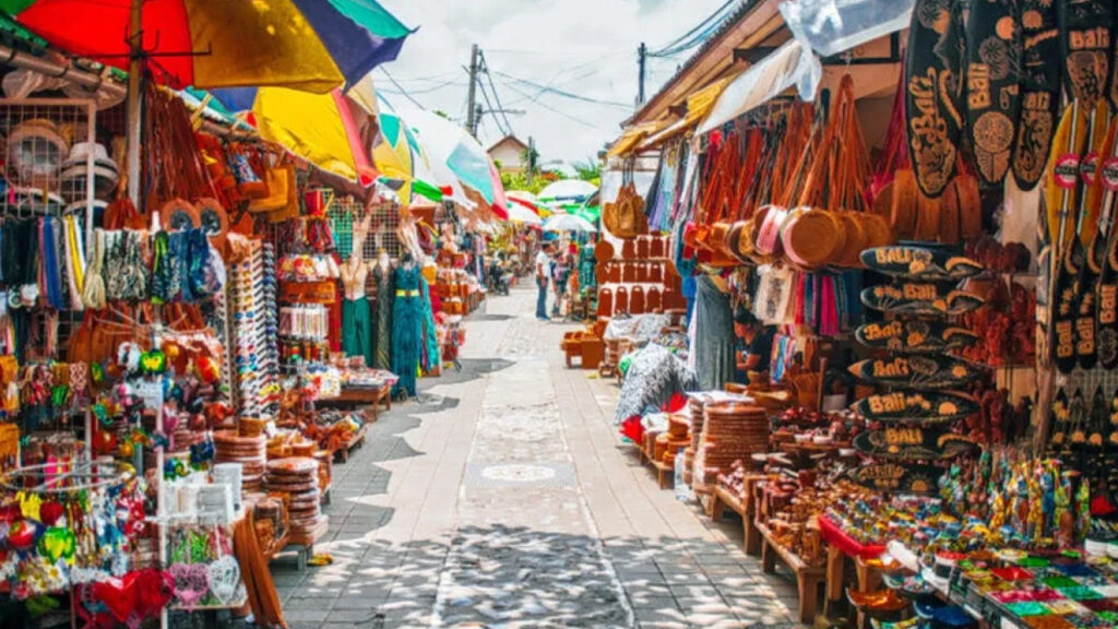 Traditional souvenir market in Seminyak Bali