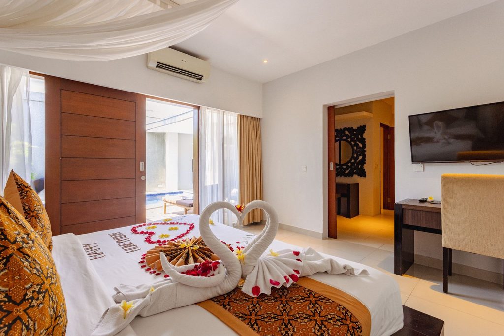 The Light Villas Seminyak bedroom with tropical pool access