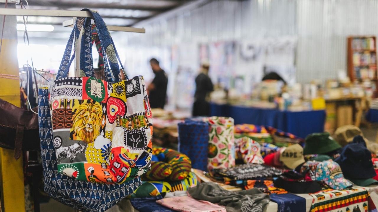 Seminyak Market with local crafts and souvenirs