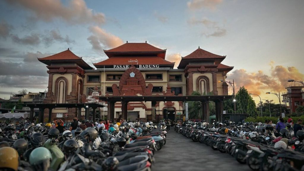 Pasar Badung traditional market in Denpasar